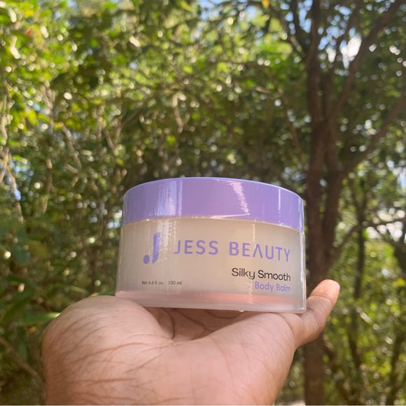 JESS BEAUTY | Silky Smooth Body Balm with Camellia Sinensis & Calendula Extract - Picture 7 of 8